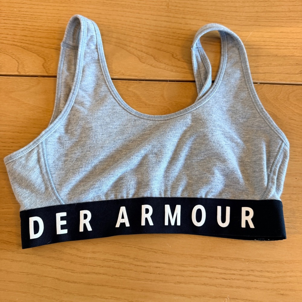 Under Armour Sports Bra Women XS Gray Heather Logo Band Stretch Sporty